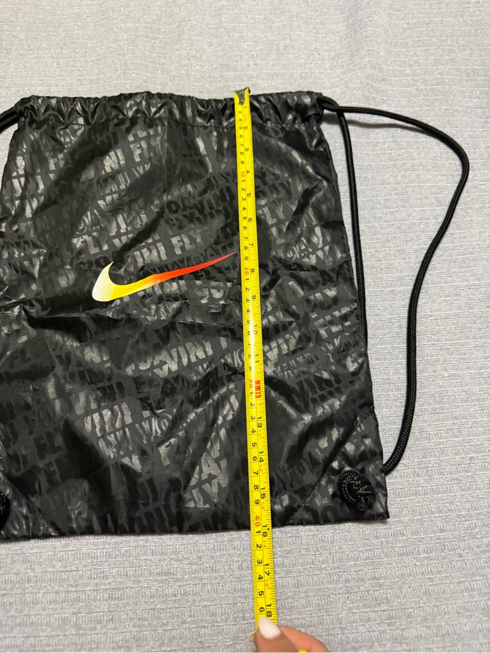 Nike Black Drawstring Bag with Yellow-Red Gradient Swoosh new - Picture 5 of 6